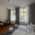 Gasthuis Regina 3*